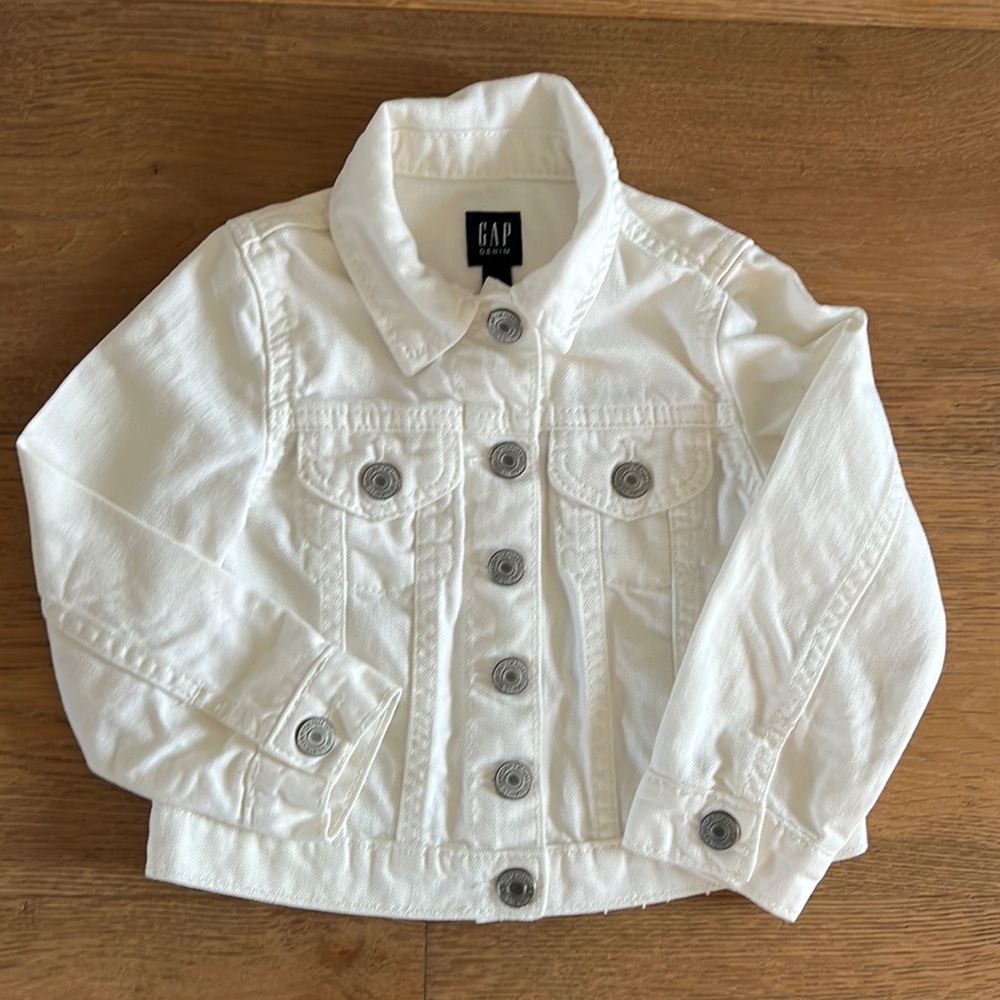 Baby Gap White Denim Jacket size 3 years